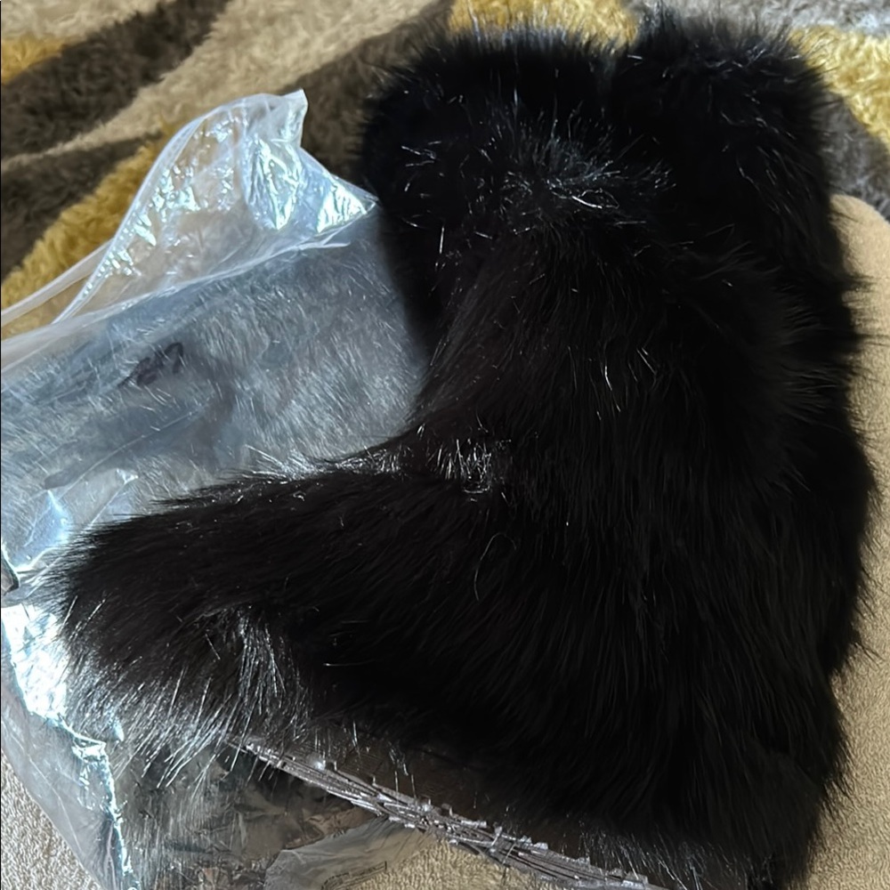 Luxurious Black Fur Women's Boots
